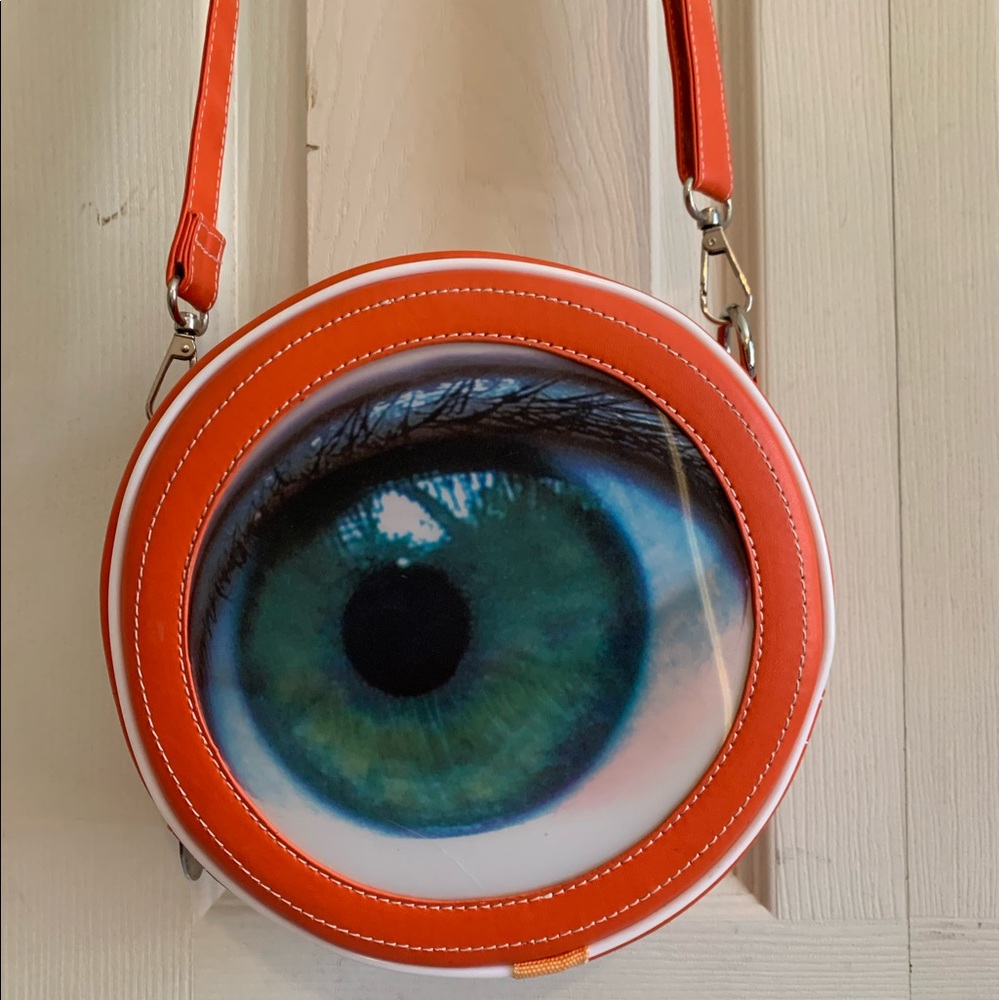 Hi Di Hi Winking Eye Purse